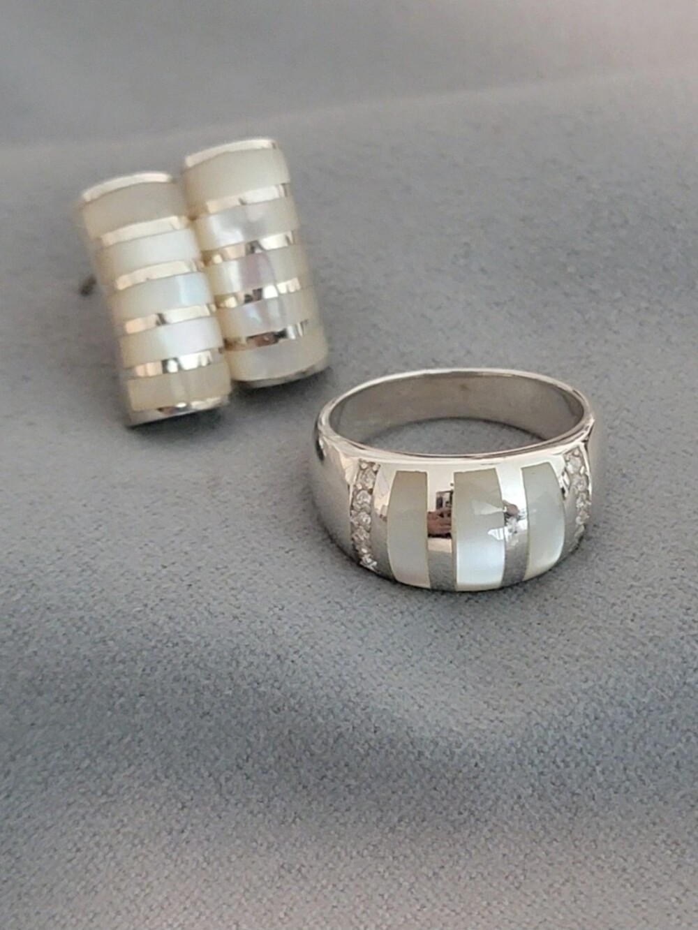 White Mother-of-Pearl Inlay Sterling silver Ring & Earrings Set Ring SZ 7.75
